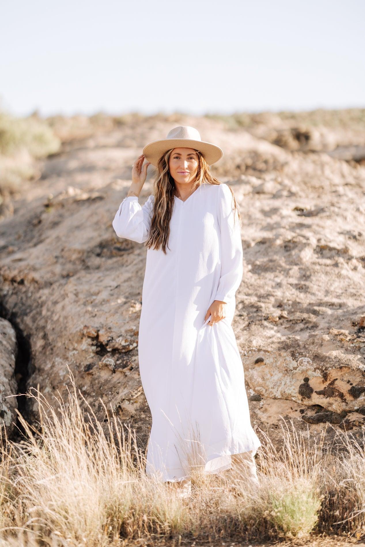 Front zipper temple dress