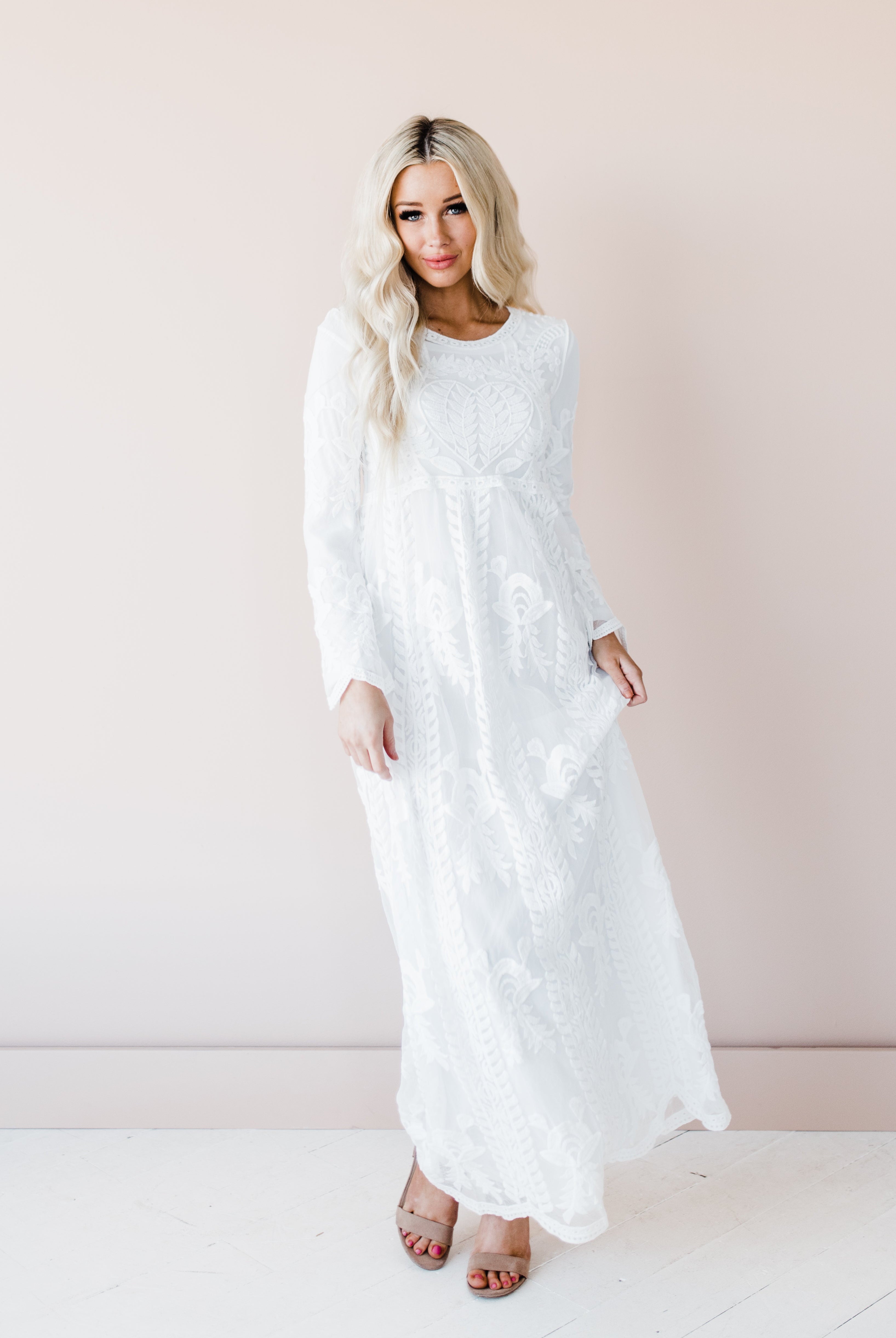 White dresses for petites