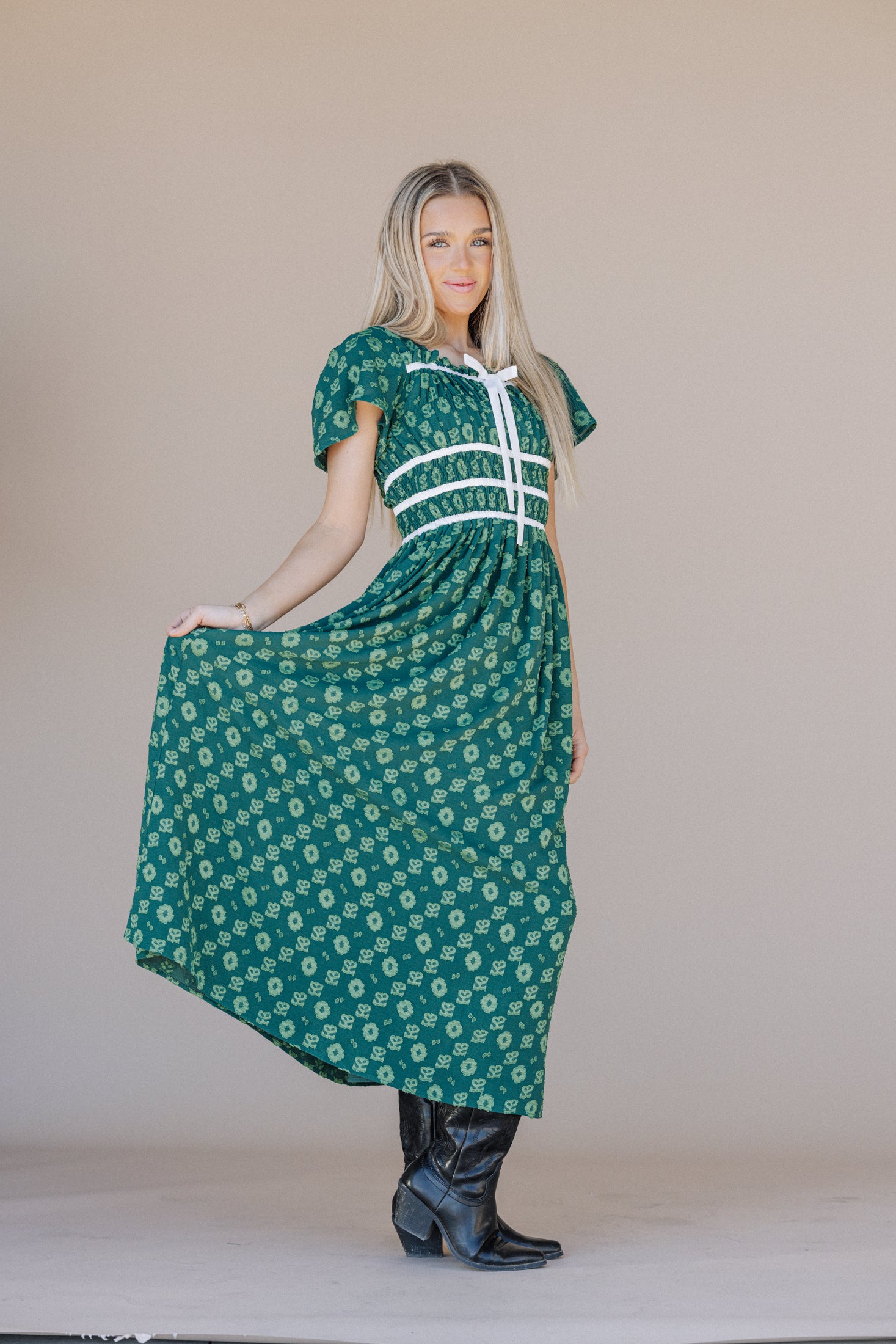 Holiday Modest Dress S / Green Holiday Modest Dress S / Green