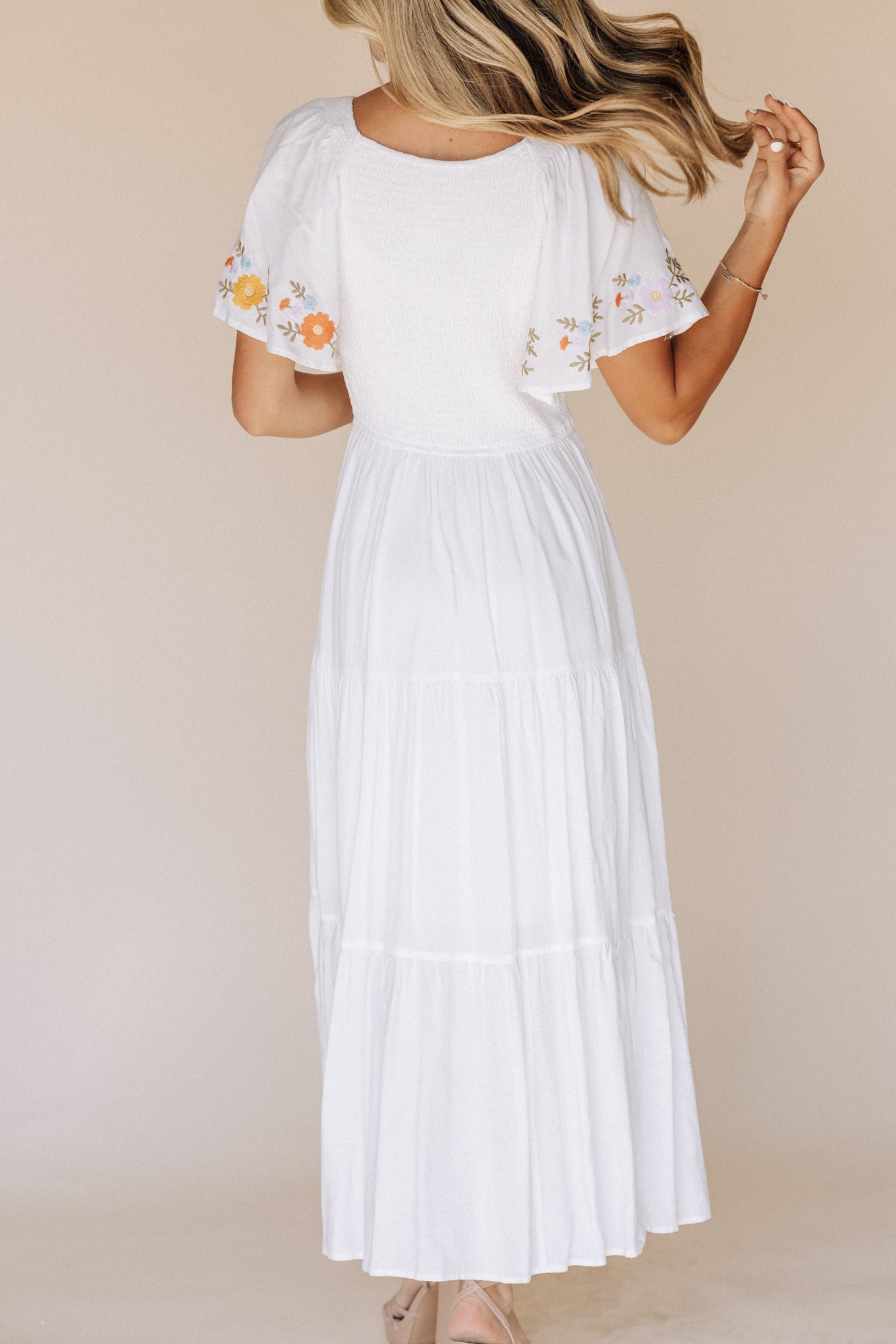 Sicily Embroidered Midi Dress L Sicily Embroidered Midi Dress L
