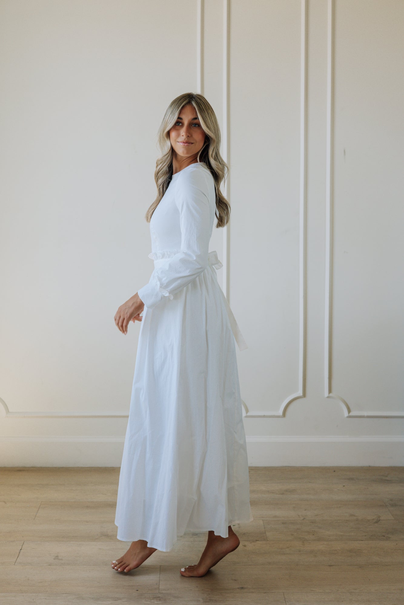 White Ruffle LDS Temple Gown – FEHRNVI