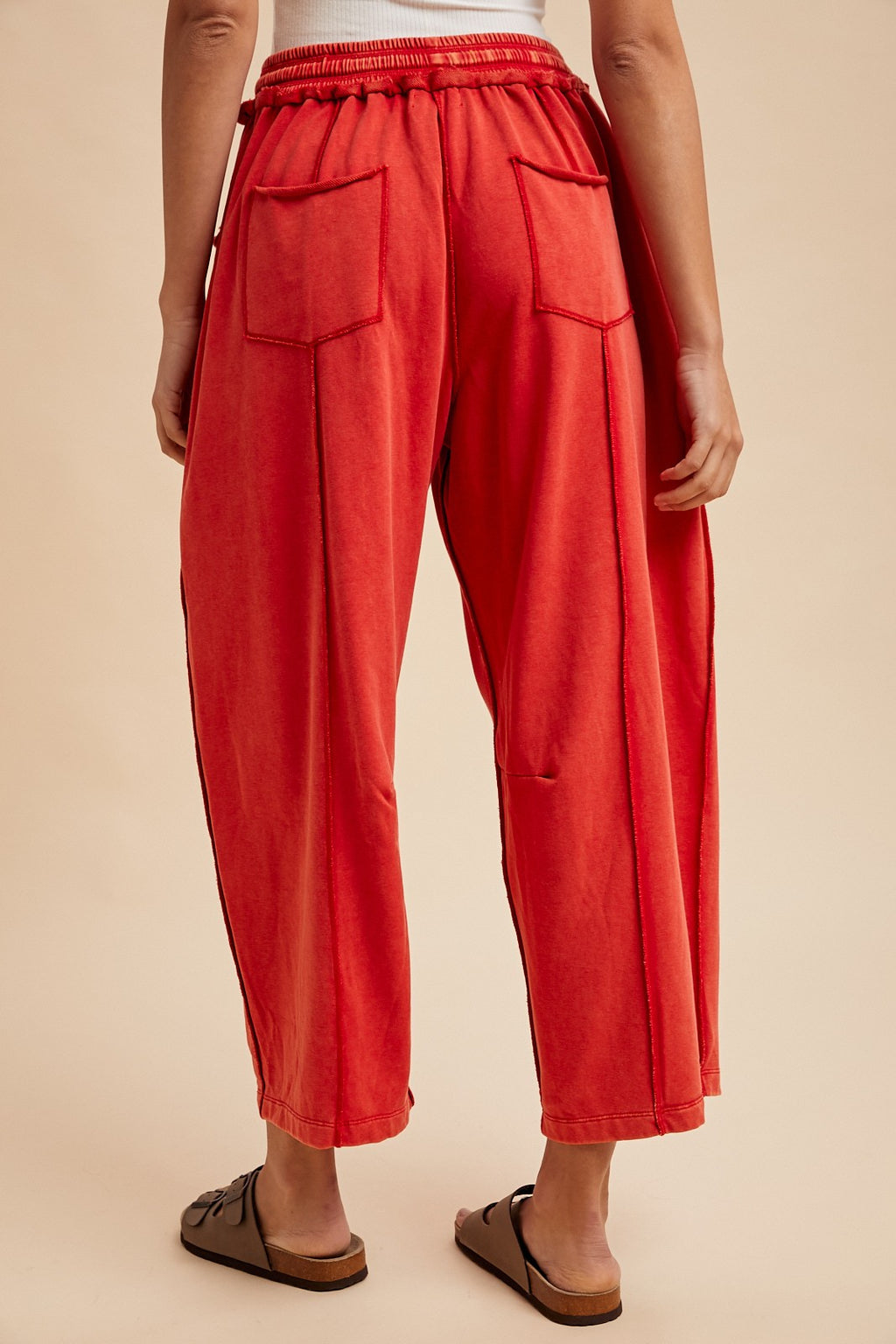 Sophie Barrel Knit Pants in Red