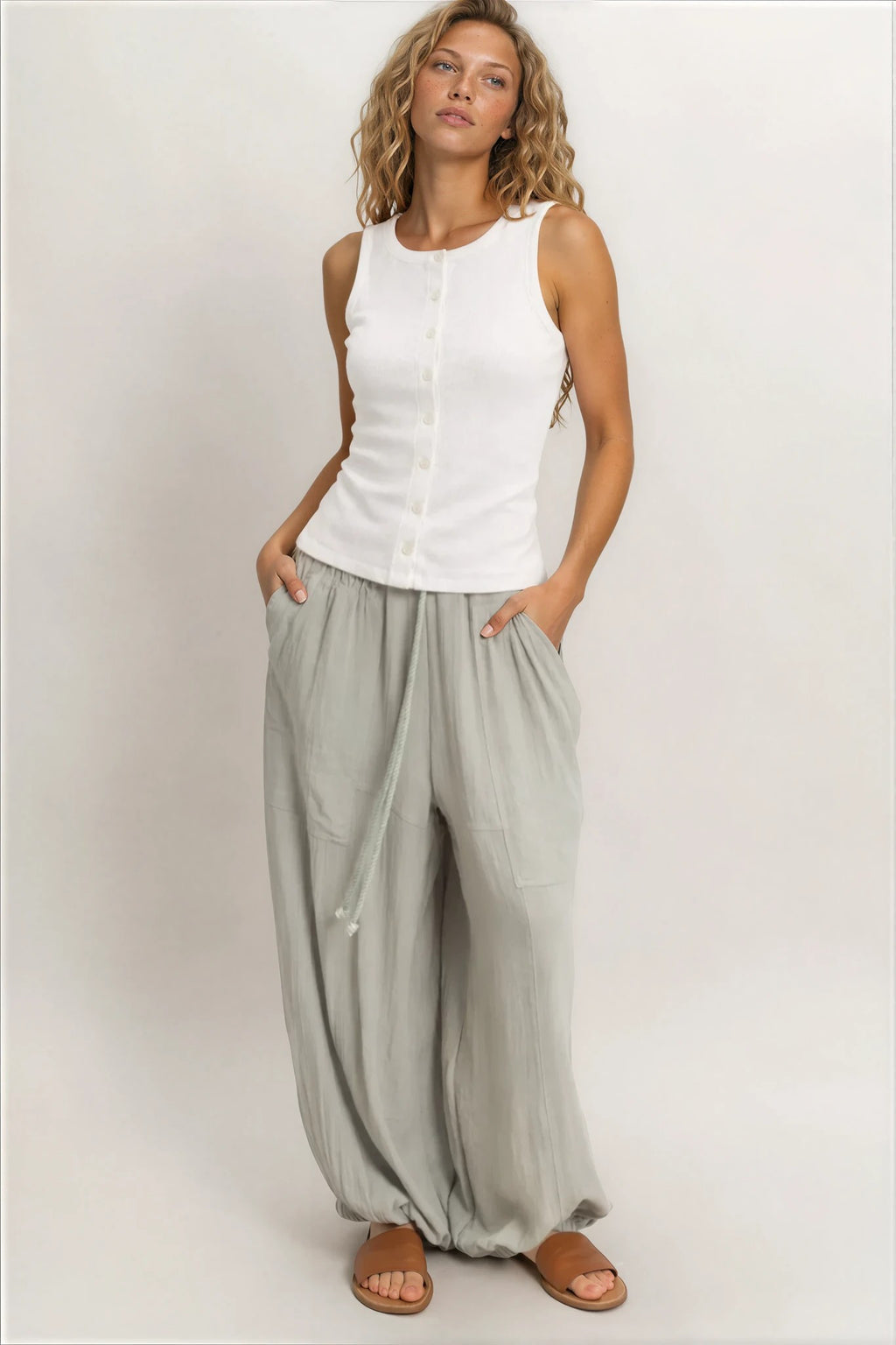 wide-leg drawstring pant