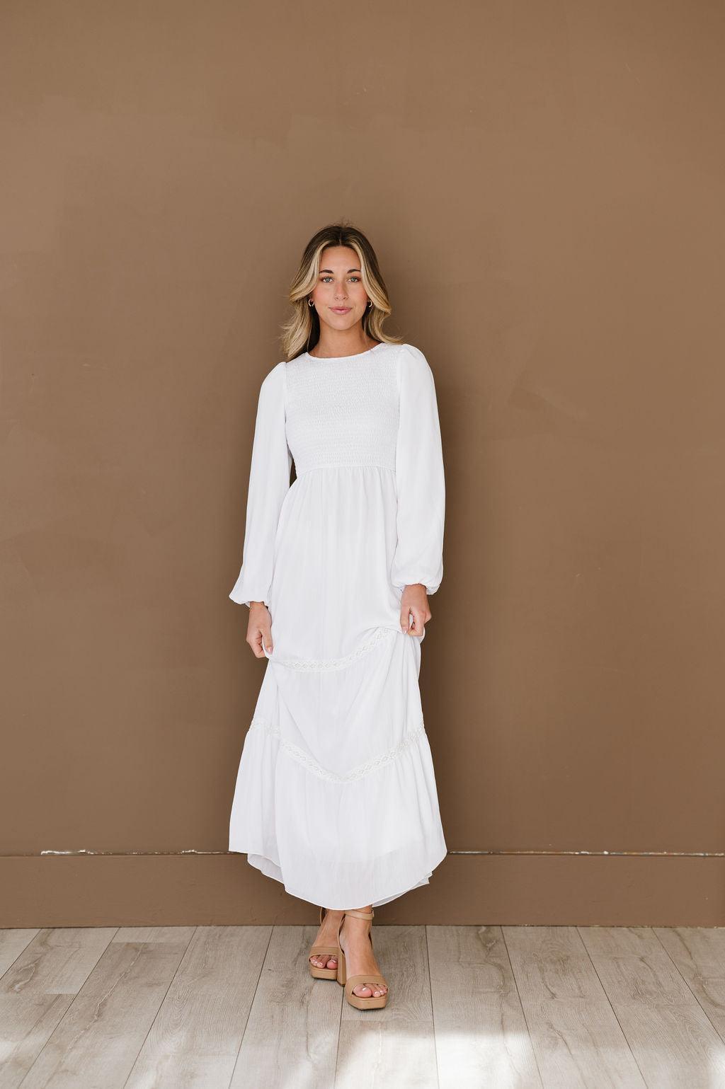 Modest White Dress – FEHRNVI