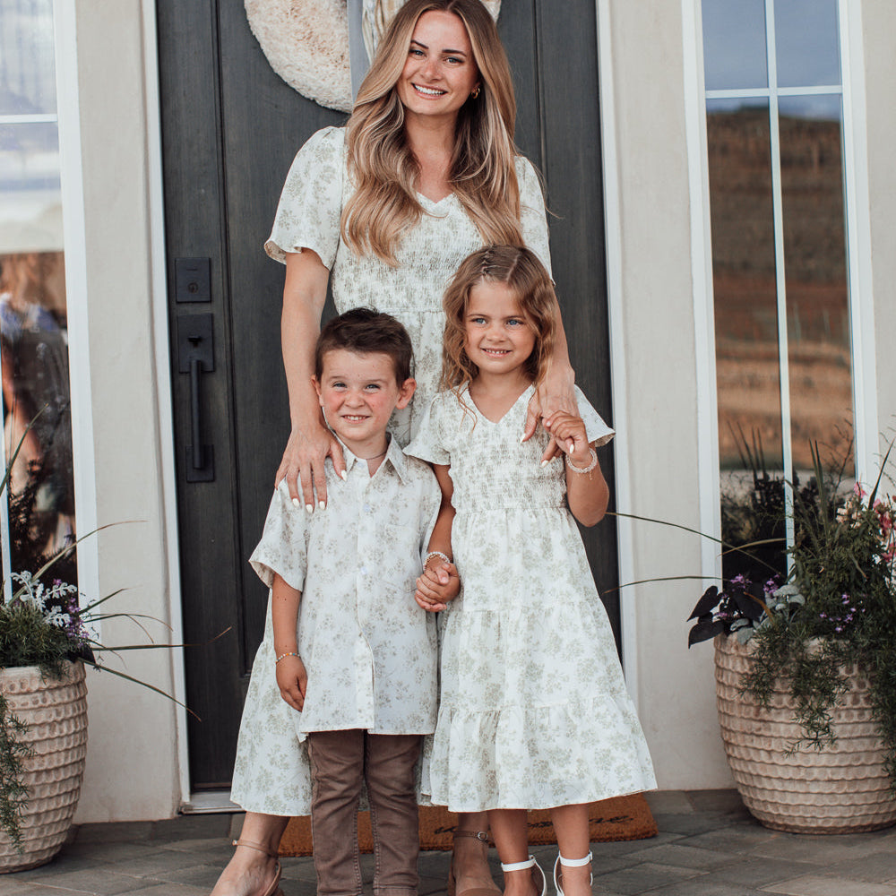 where to shop for family photo outfits 