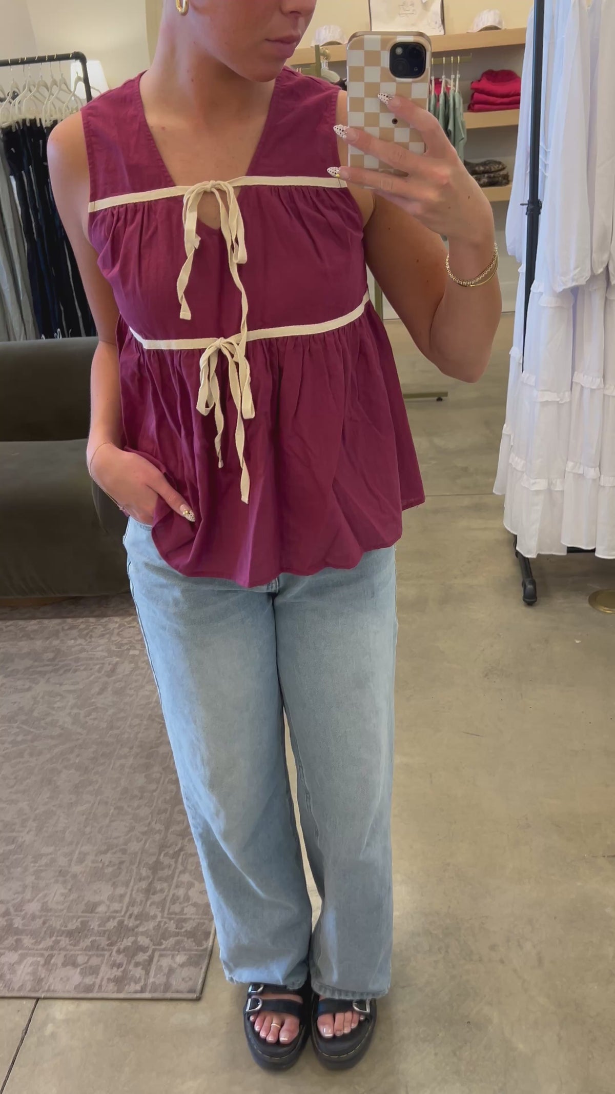 Winny Sleeveless Top in Berry