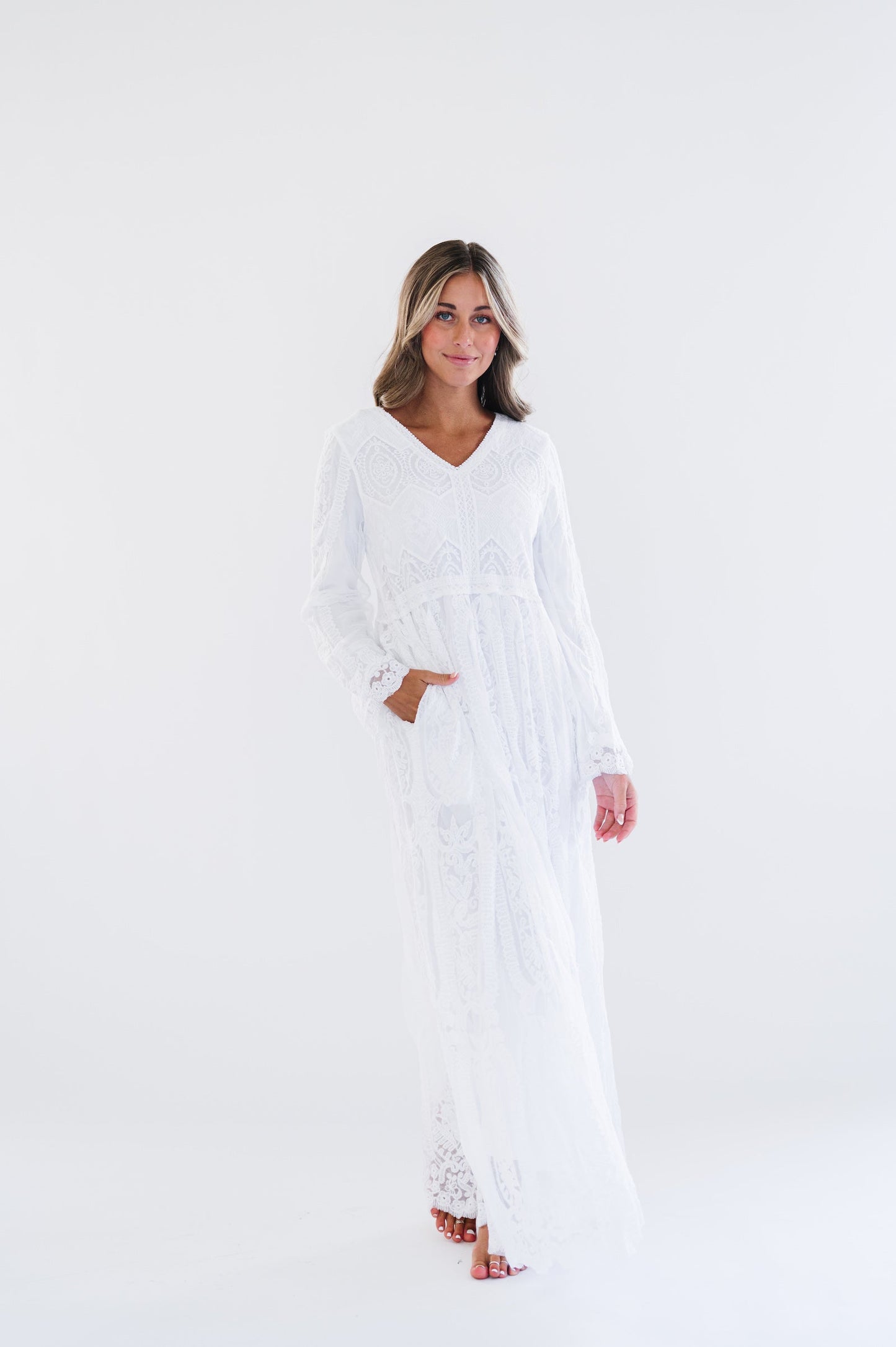 White, long sleeved maxi dress