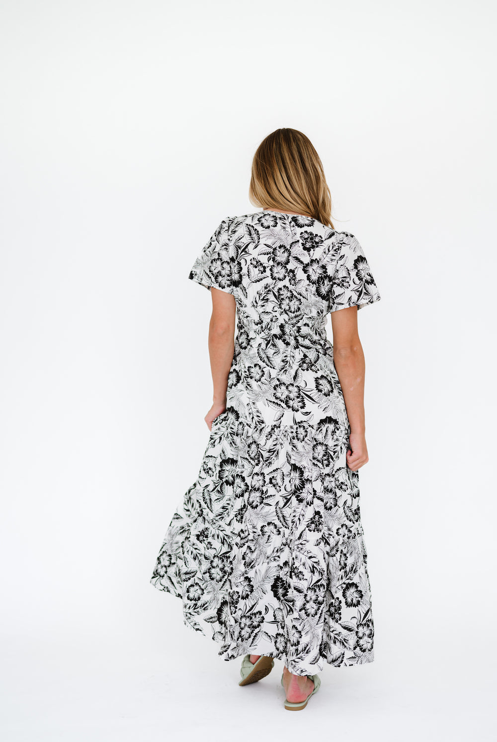 Black and white floral printed dress