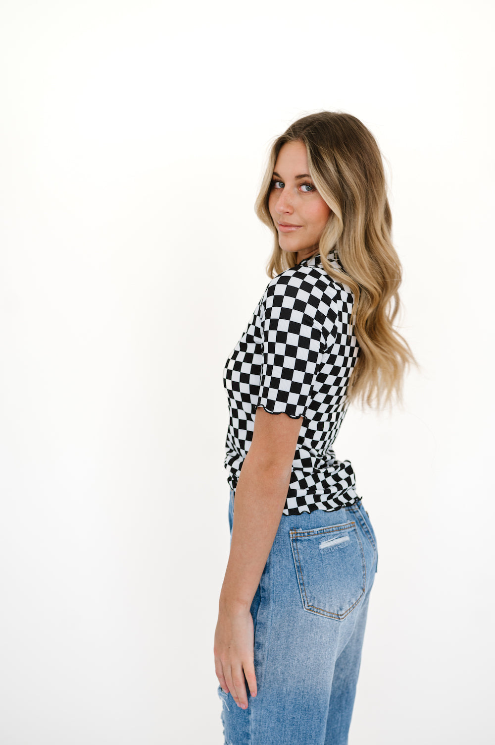 Checkered top with short sleeves