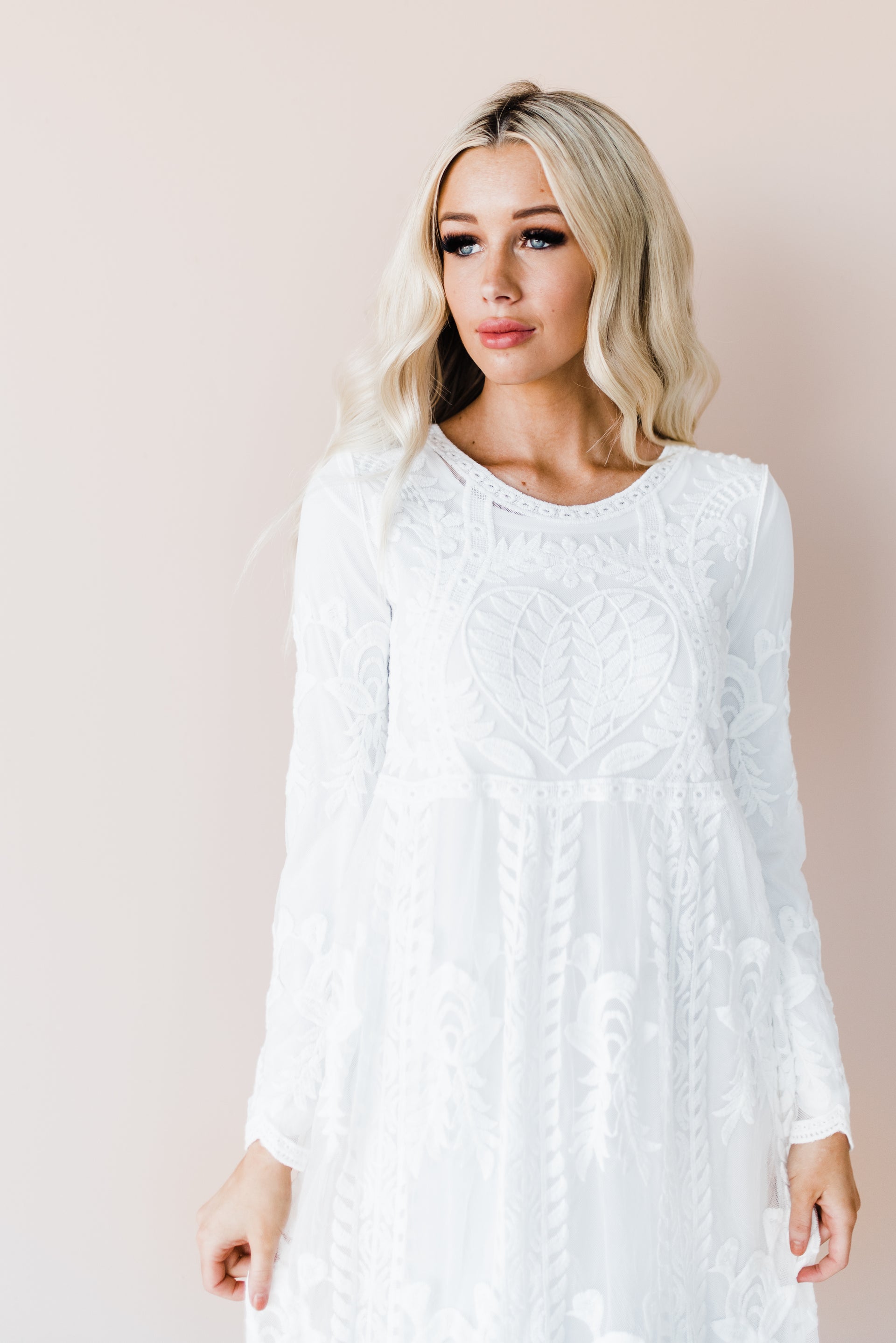 Ally Dress in White – FEHRNVI